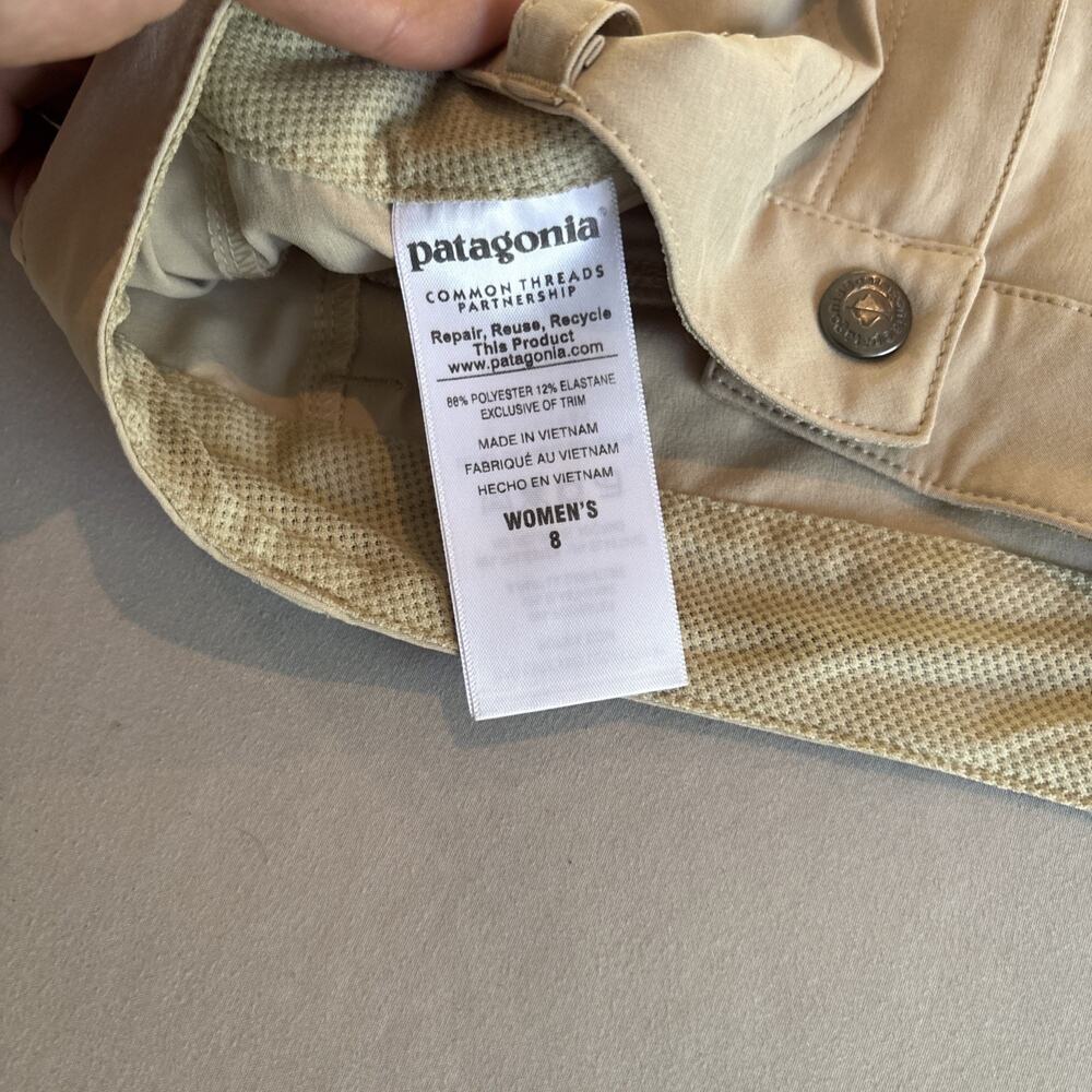 Patagonia 8 women’s beige outdoor hiking gym shorts - Picture 5 of 6
